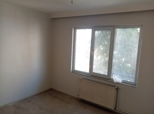 İZMİT KARABAŞ MAHALLESİNDE KİRALIK ARAKAT DAİRE